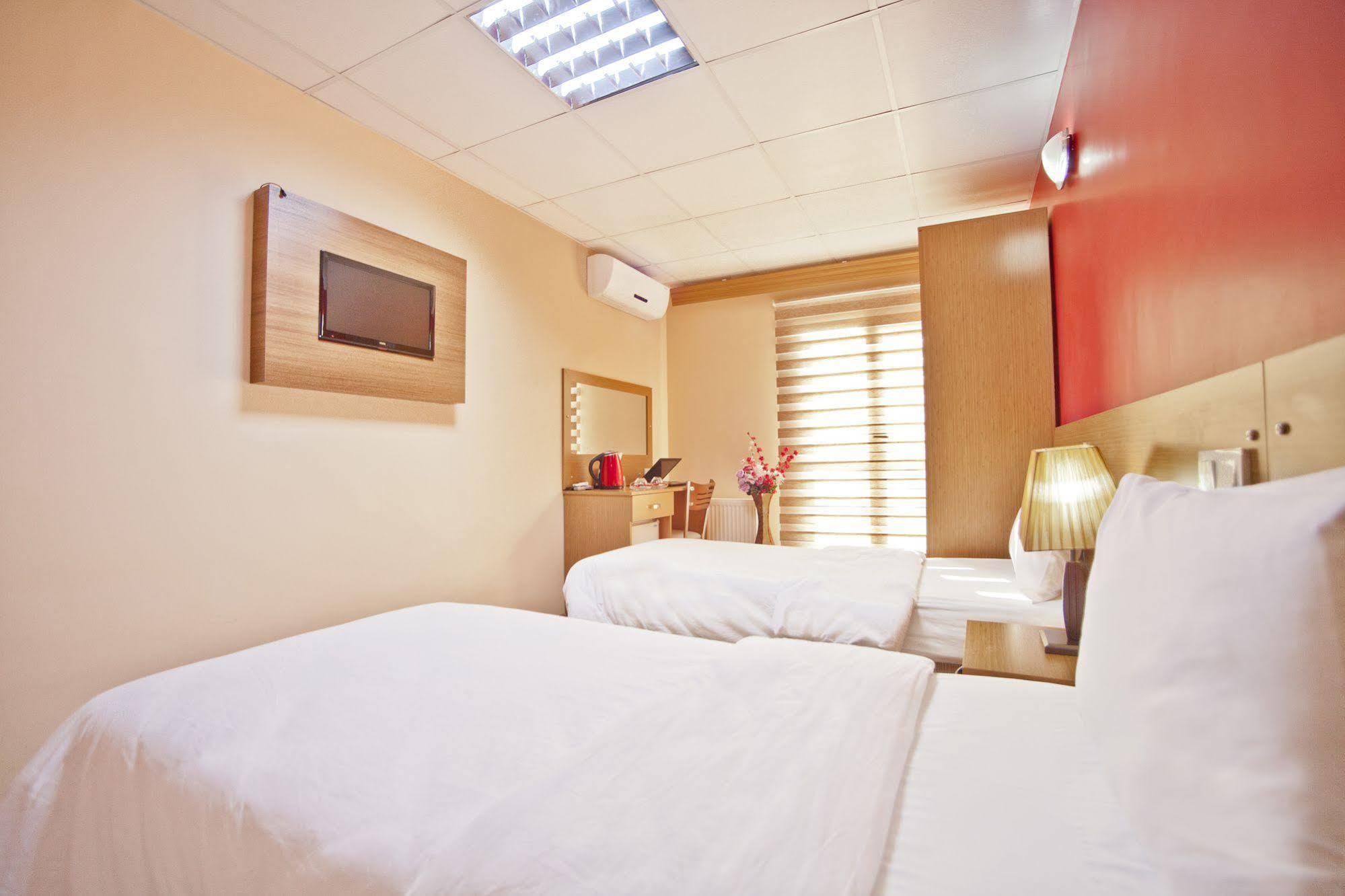Avcilar Vizyon Hotel 이스탄불 외부 사진